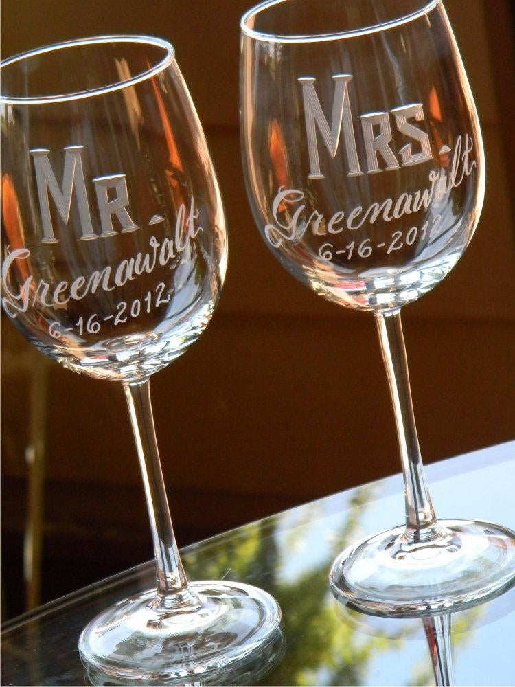 Hand Cut Personalized Mr & Mrs Wine Glass | Set of 2